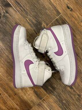 Nike Air Force 1 High Women's White and Dark Orchid Sneakers 334031-112